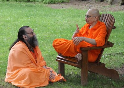 With H.H. Swami Viditatmananda – Arsha Vidya- 4